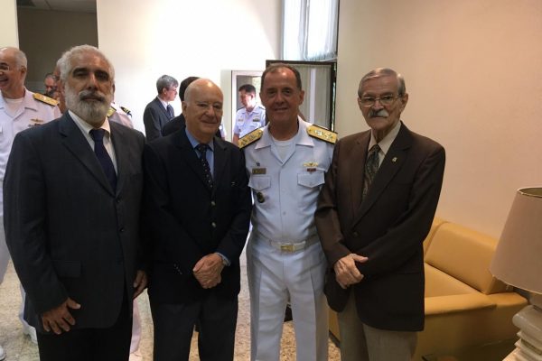 ADESG ADMINISTRAÇÃO NACIONAL PRESENTE NA PALESTRA DO COMANDANTE DA MARINHA DO BRASIL